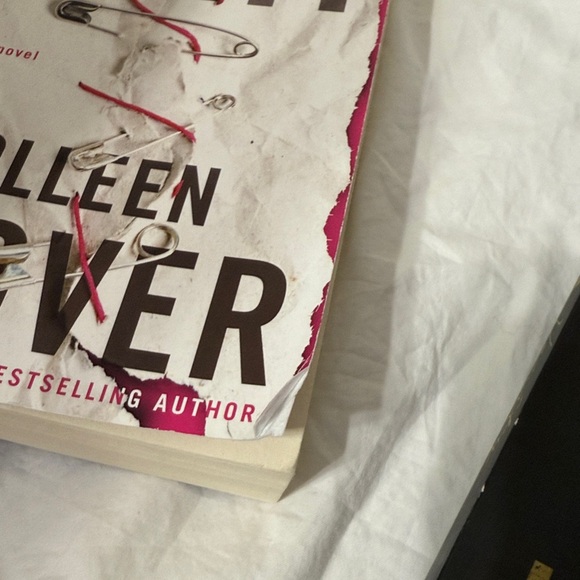 “Without Merit” and “Verity” Paperback Fiction Novels by Colleen Hoover. - Picture 13 of 15